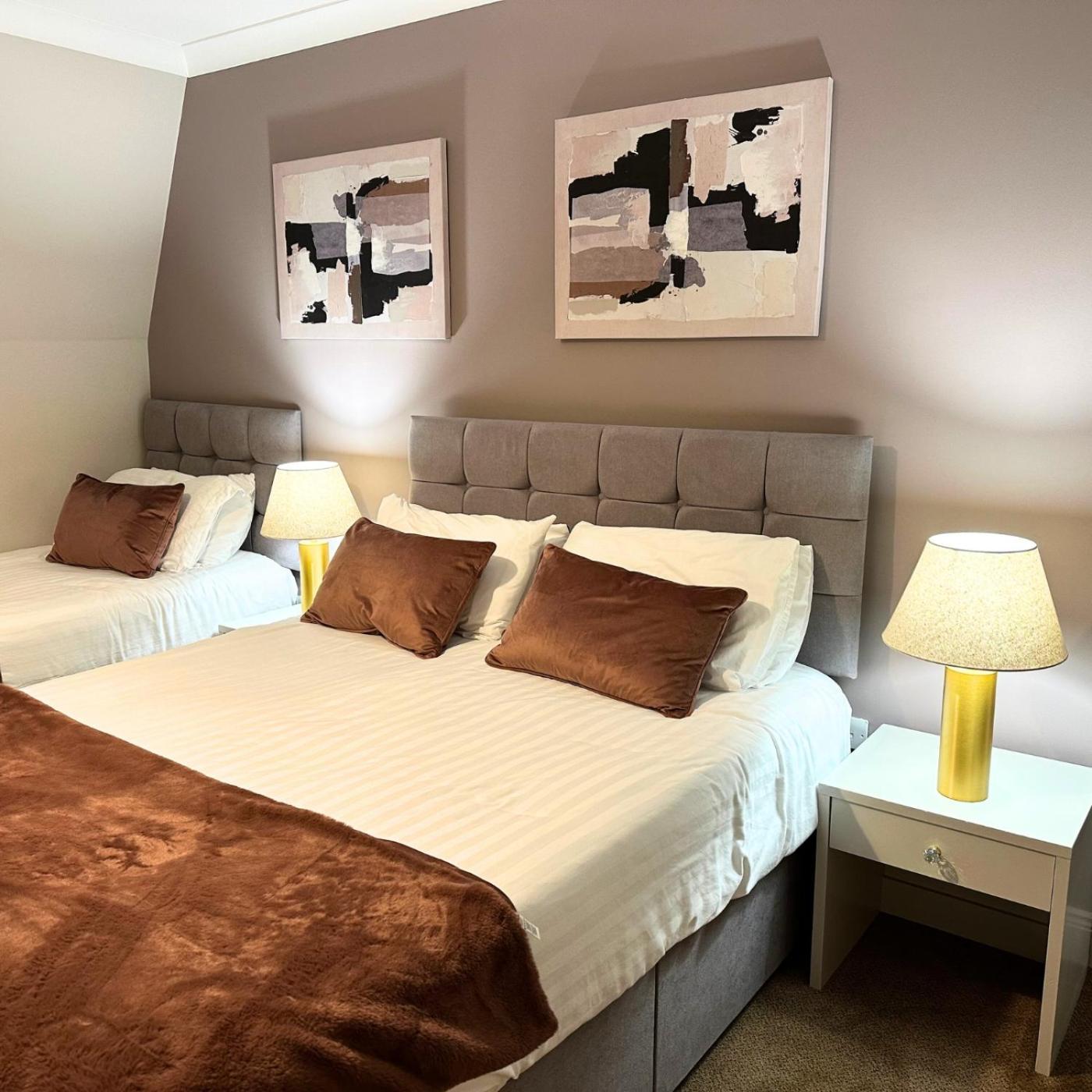 Spacious 2 Bedroom Apartment In Килларни Экстерьер фото